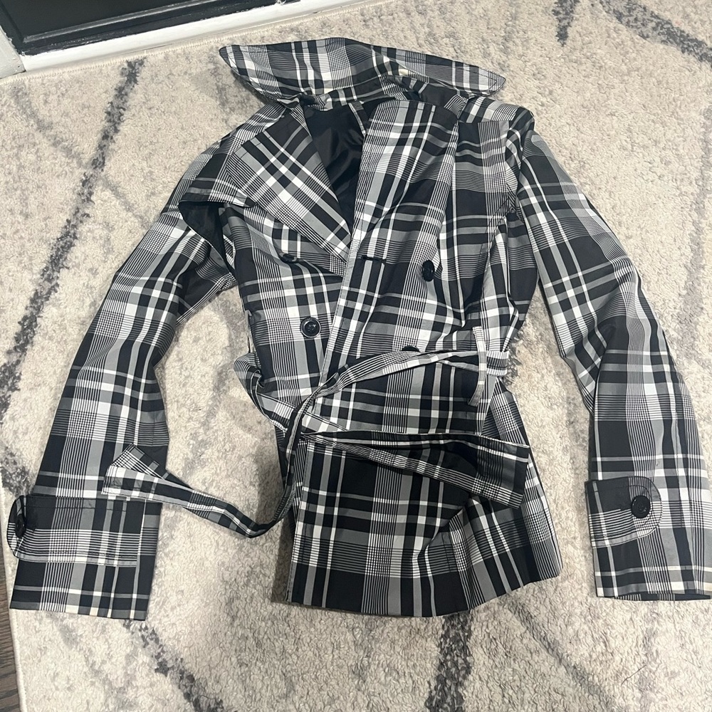 Women’s Lightweight Trench (Small)